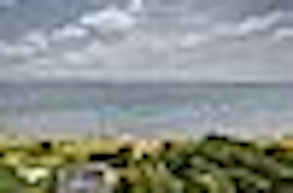 Moderne betonvilla: Arkitektur med udsigt over Aarhus Bugt