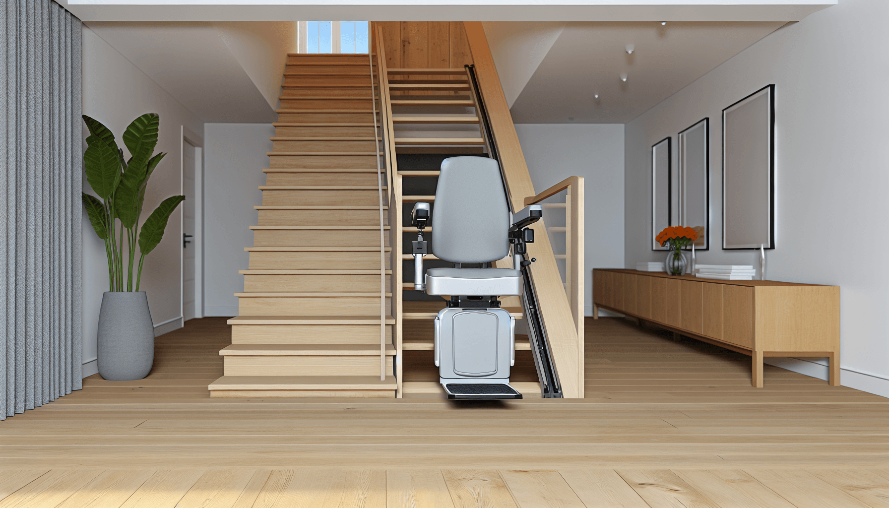 Moderne trappeelevator installeret på trætrappe i dansk villa